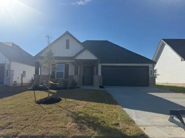5546 Harriet St, Bryan, TX 77807