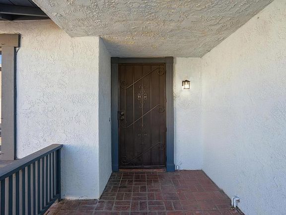 4th image of 7851 Parma Ln