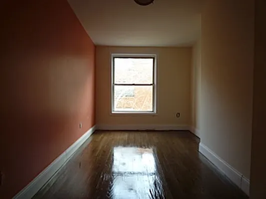 Rented by Friedman Roth Realty | media 23