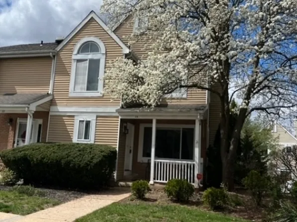 24 Bradovra Ct, Hillsborough Twp., NJ 08844