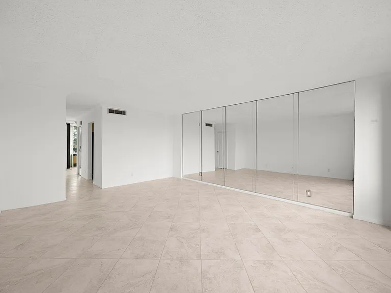 1401 S Federal Hwy #220 — Photo 15