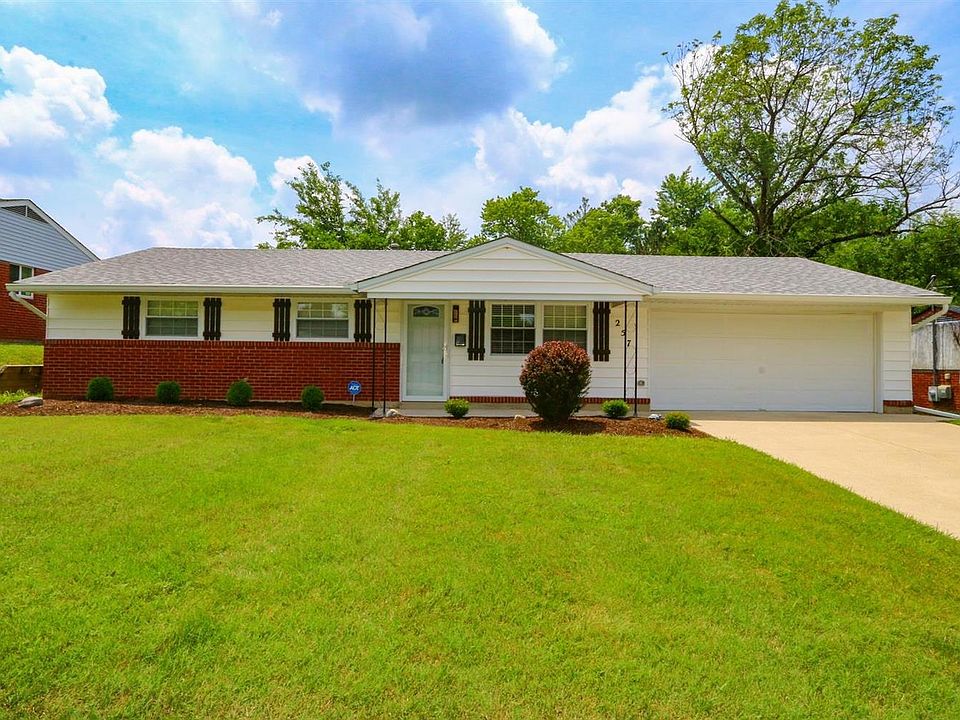 1st image of 257 Kinsman Ct