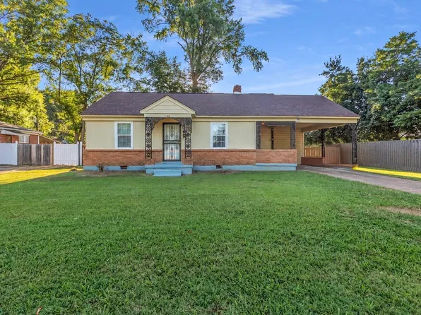611 Waring Rd, Memphis, TN 38122