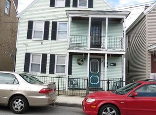 22 North St, Lowell, MA 01852