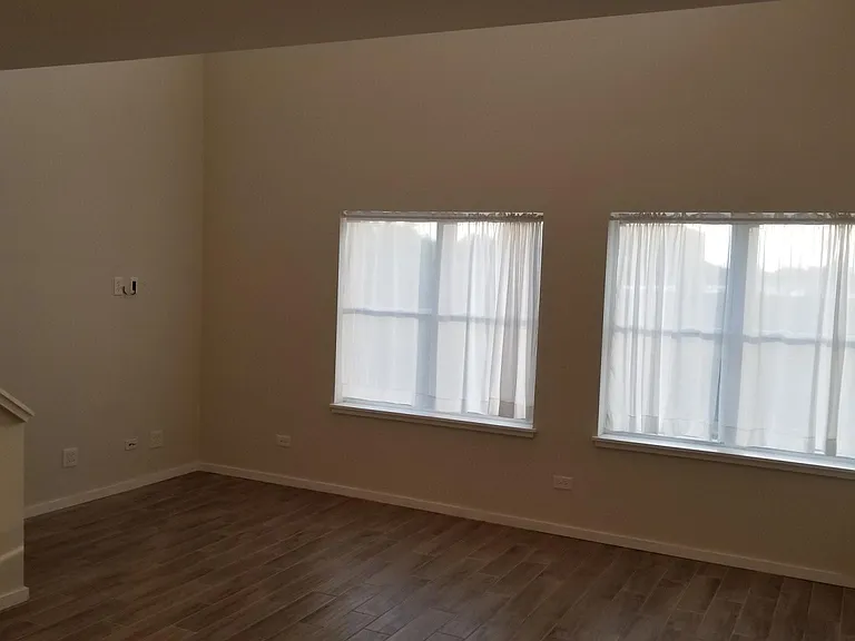 825 S Campbell Ave #3 — Photo 3