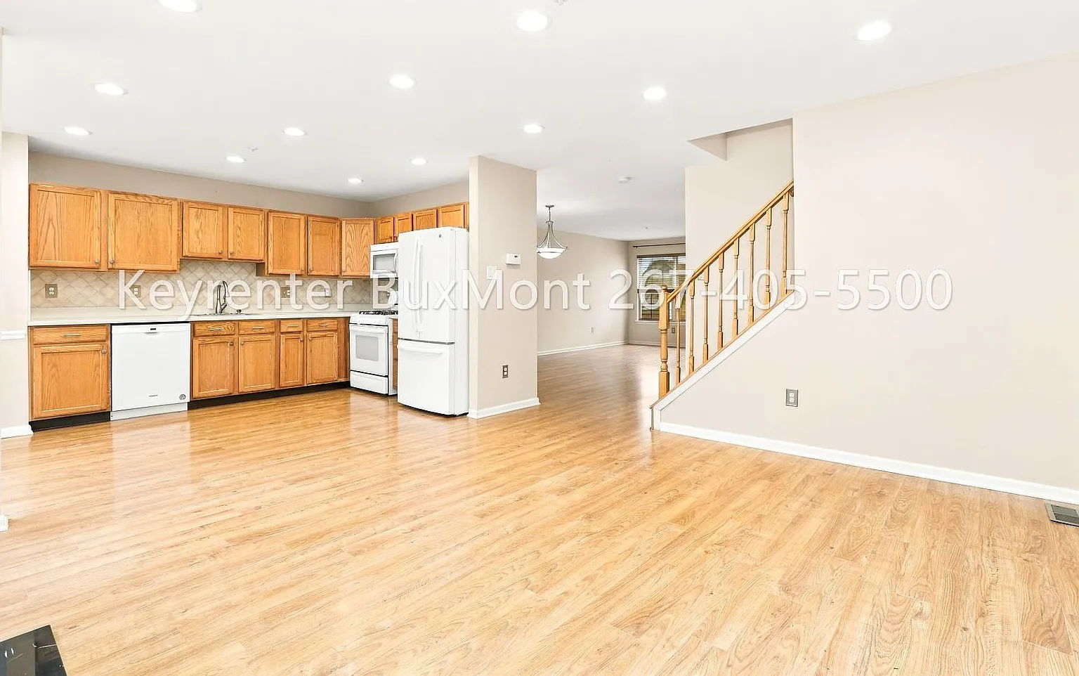 3 Bed 2.5 Bath Townhome in Windrush Development — Photo 1