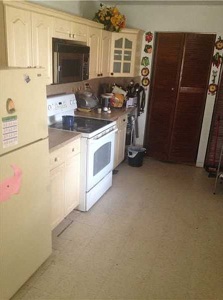 2nd image of 413 NW 2nd St