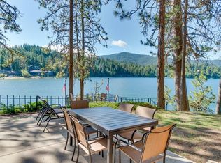 12400 N Schoolhouse Rd, Hayden Lake, ID 83835