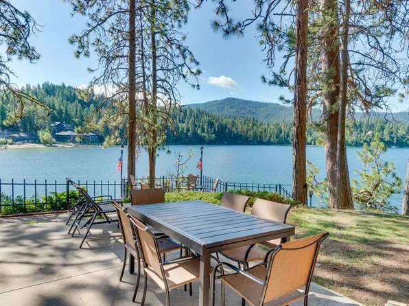 12400 N Schoolhouse Rd, Hayden Lake, ID 83835