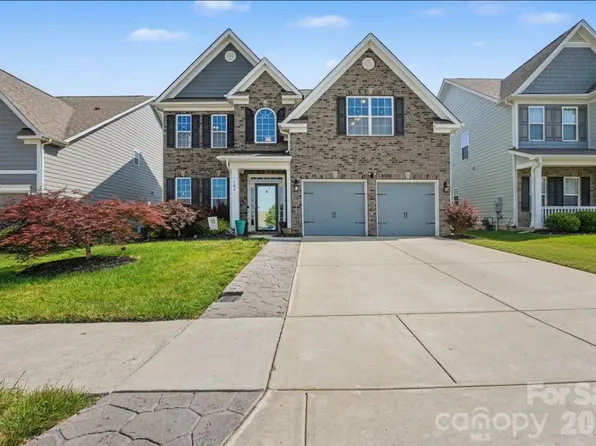 124 Championship Dr, Mooresville, NC 28115