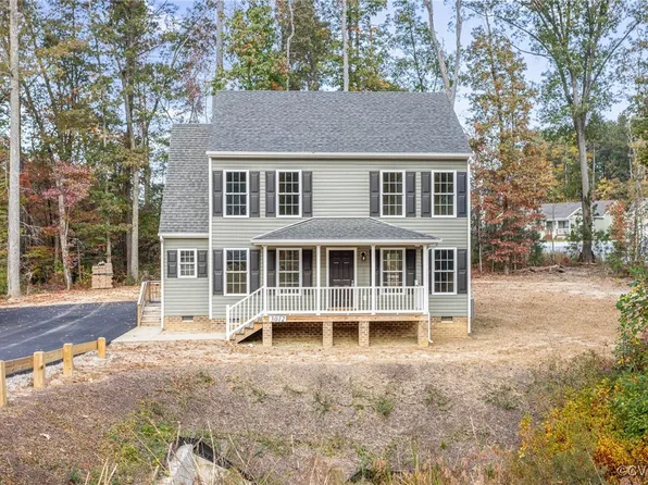 3012 Shady Hollow Cir, Chester, VA 23831