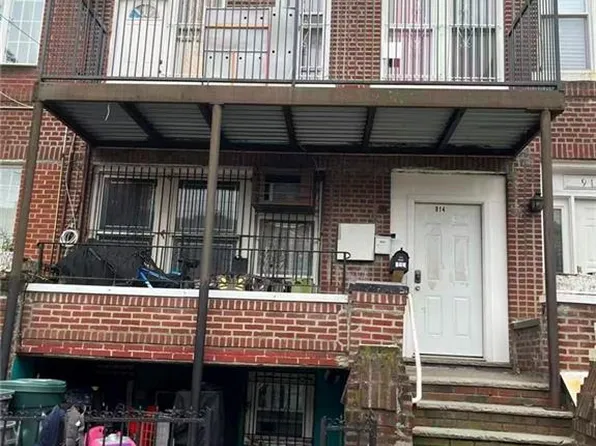 914 51st St, Brooklyn, NY 11219