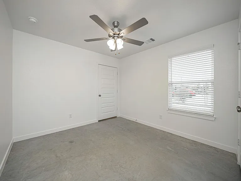 1250 Croft Ln — Photo 21