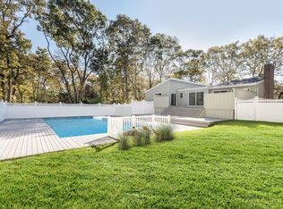 92 Springy Banks Rd, East Hampton, NY 11937