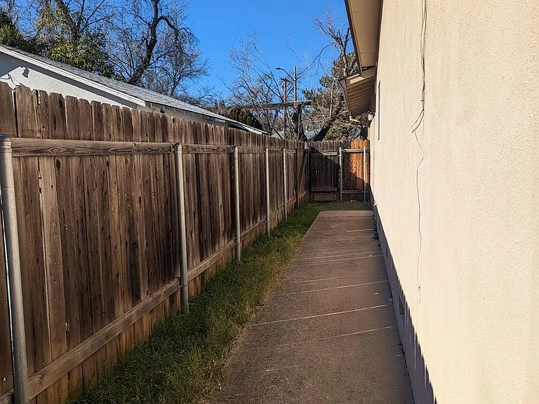 735 Christine Ave — Photo 13