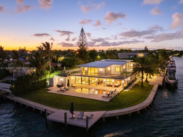 1995 NE 118th Rd, North Miami, FL 33181