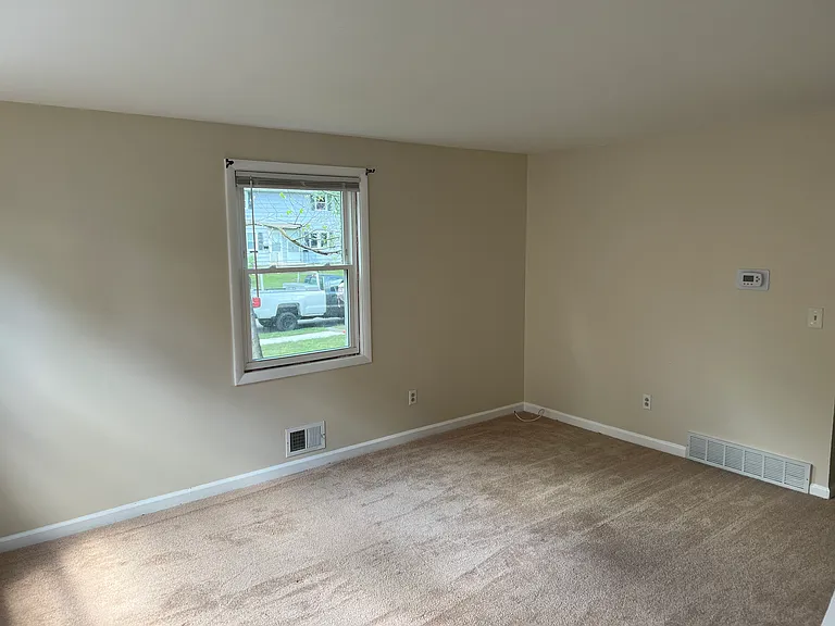 22 Thacker St #22 — Photo 3