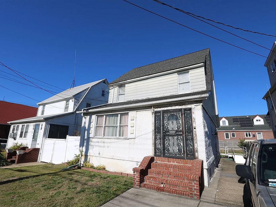 2nd image of 21815 131st Ave