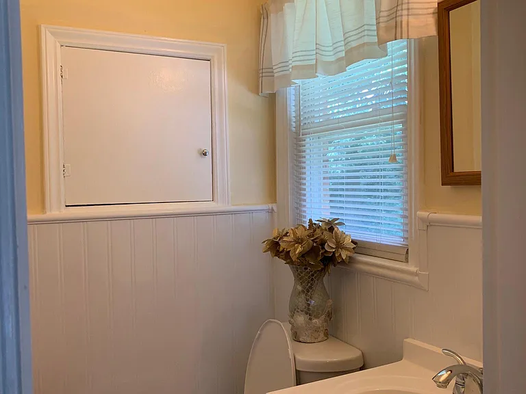 6501 Carsdale Pl — Photo 7