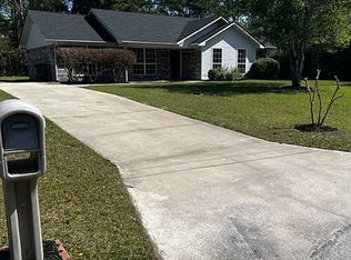 240 NE Jamey Ln, Hinesville, GA 31313