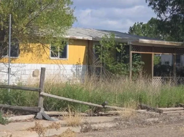 216 3rd St, Tribune, KS 67879