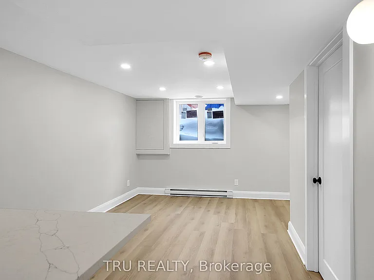 2643 Don St #B — Photo 9