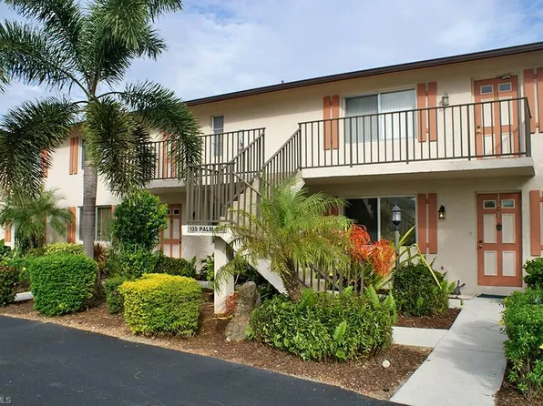135 Palm Dr 12, Naples, FL 34112
