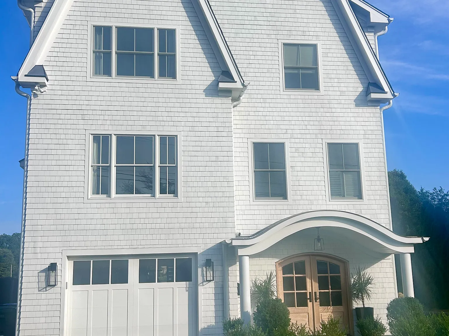 4 bed, 3.5 bath, 3245 sqft, $30,000 — Photo 1