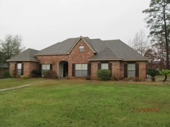 227 Sweetwater Rim, Pineville, LA 71360
