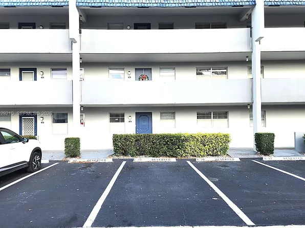 7787 Golf Circle Dr APT 109, Pompano Beach, FL 33063