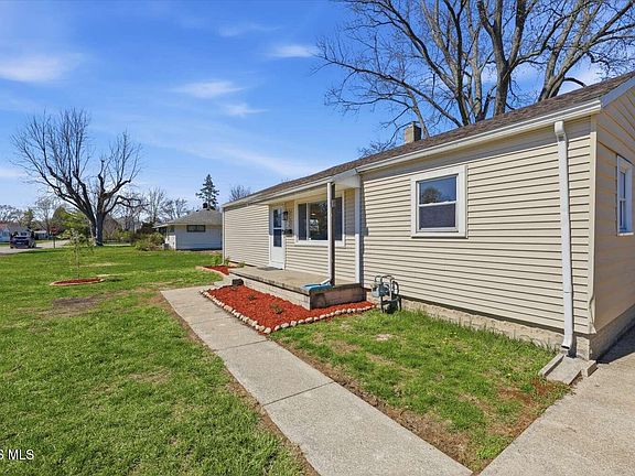 2nd image of 5232 Fortune Dr