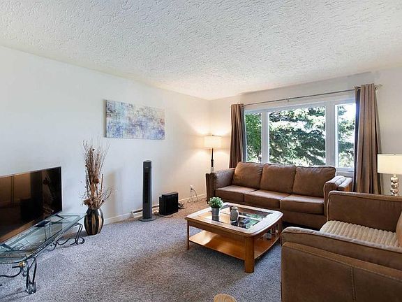 3rd image of 3222/3224 14th St NW