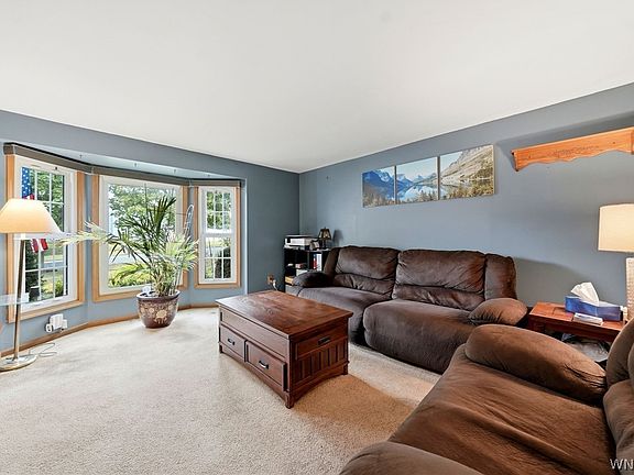 5th image of 5976 Margaret Ann Dr