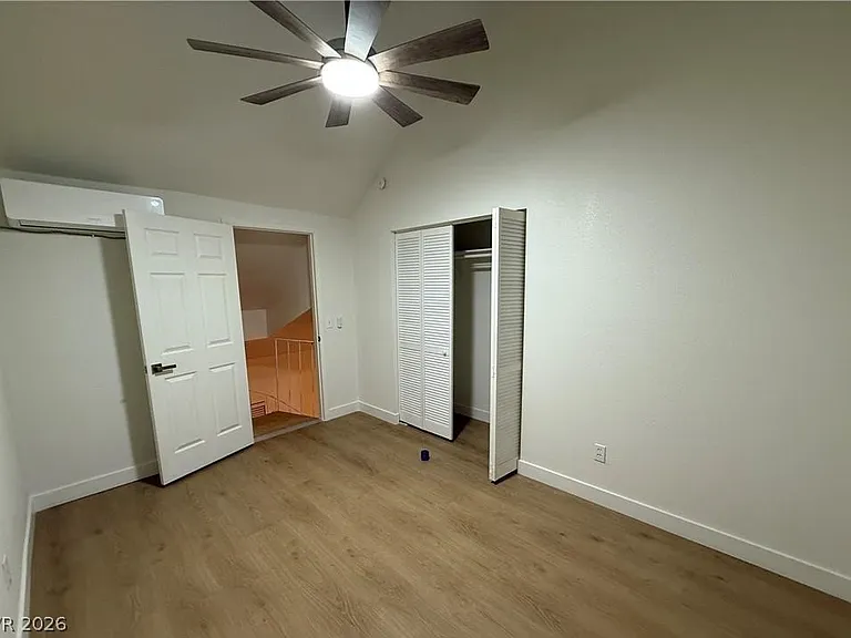 460 Elm Dr #204 — Photo 19