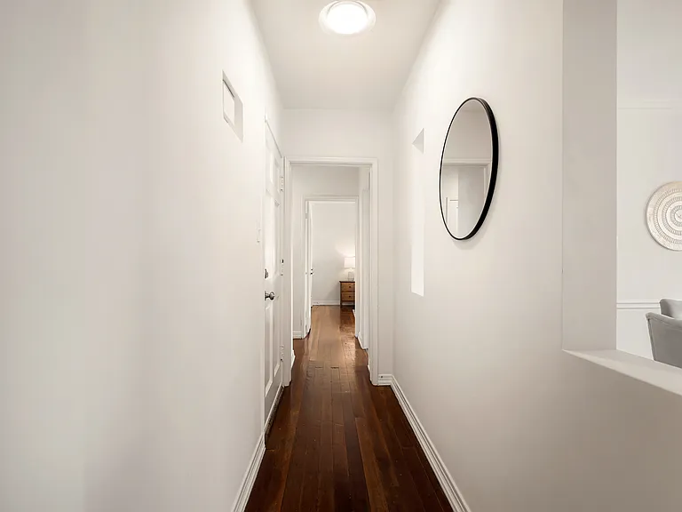 132 S Sweetzer Ave #136-1/2 — Photo 7