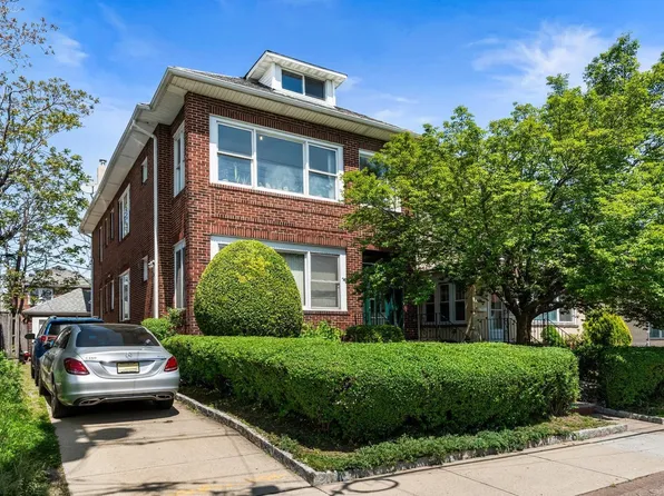 1004 79th St, North Bergen, NJ 07047