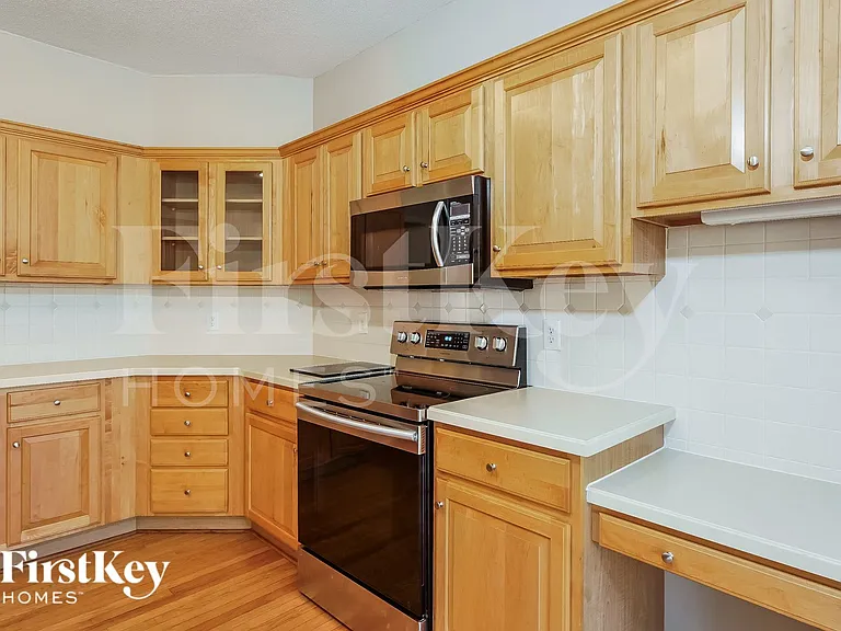 3665 Oak Chase Dr — Photo 6
