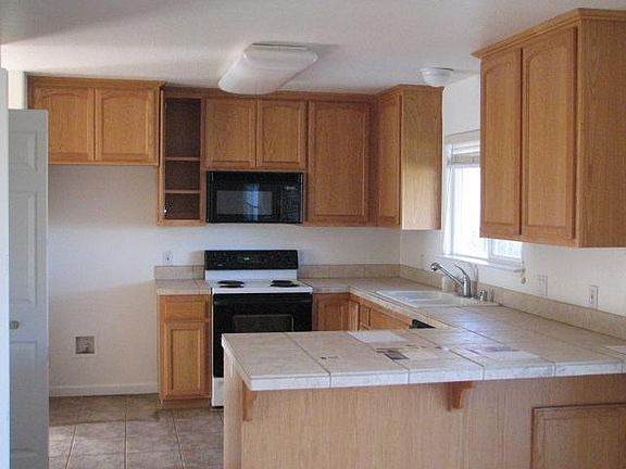 5th image of 4412 Hickory Ave