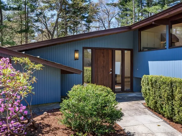 54 Campbell Rd, Wayland, MA 01778