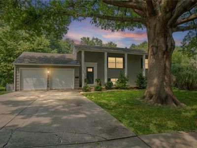 5600 W 92nd Ter, Overland Park, KS, 66207