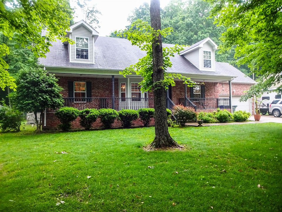 1st image of 129 Oak Park Ct