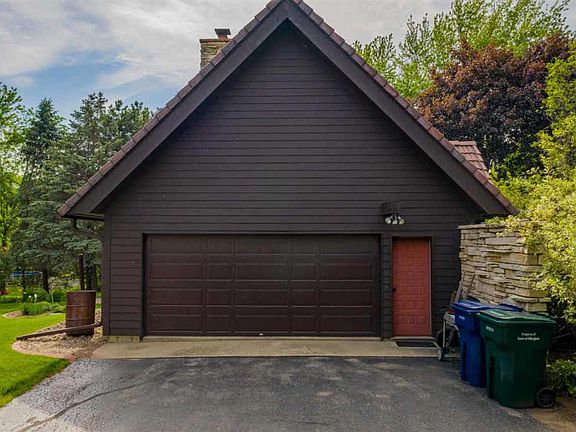2nd image of W6319 Cedar Cliff Dr