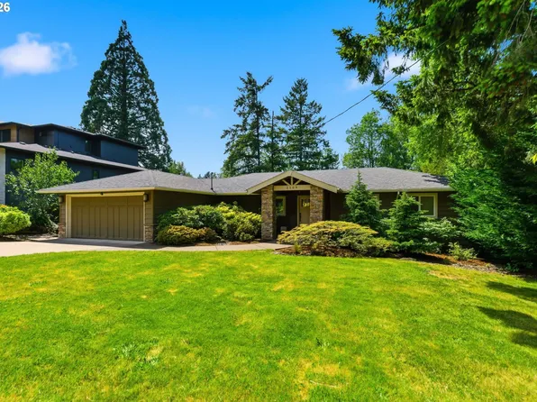 2109 Wembley Park Rd, Lake Oswego, OR 97034