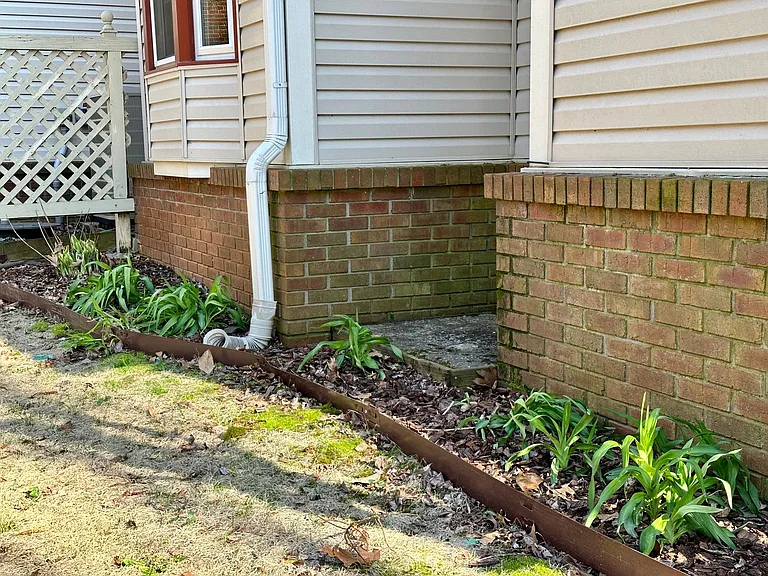 141 Victoria Dr — Photo 28