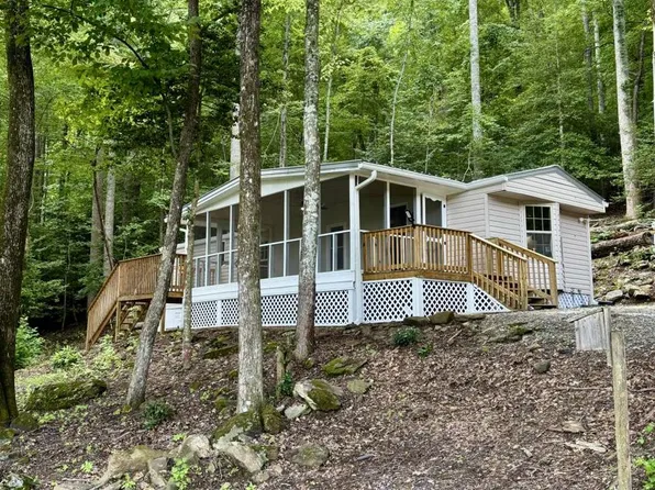 4770 Jones Gap Rd, Hiawassee, GA 30546