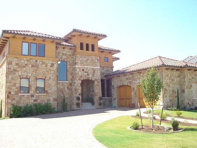 1st image of 104 Golden Bear Dr