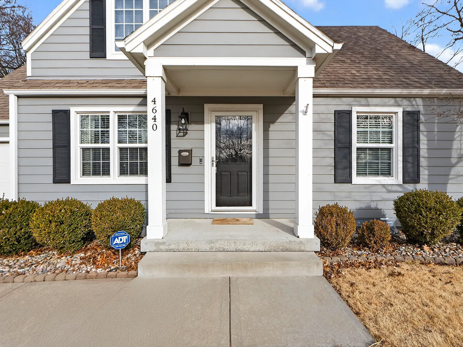 4 bed, 1633 sqft, $3,150 — Photo 3