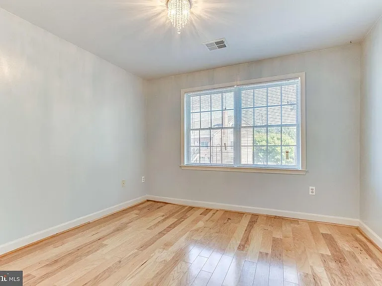 6924 Fairfax Dr #308 — Photo 16
