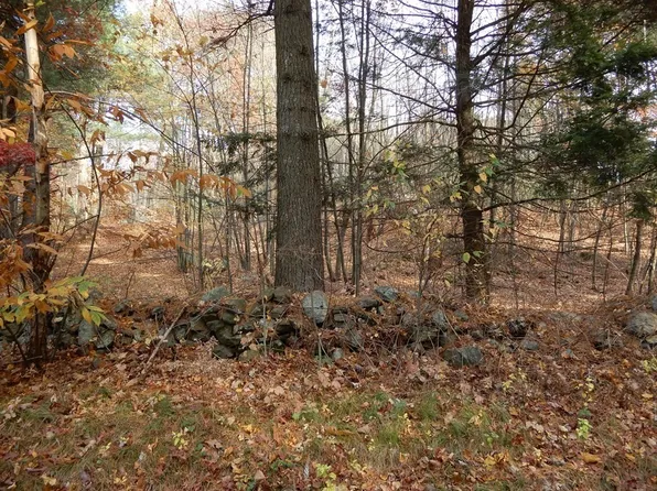 781 Cronin Rd #L, Warren, MA 01083