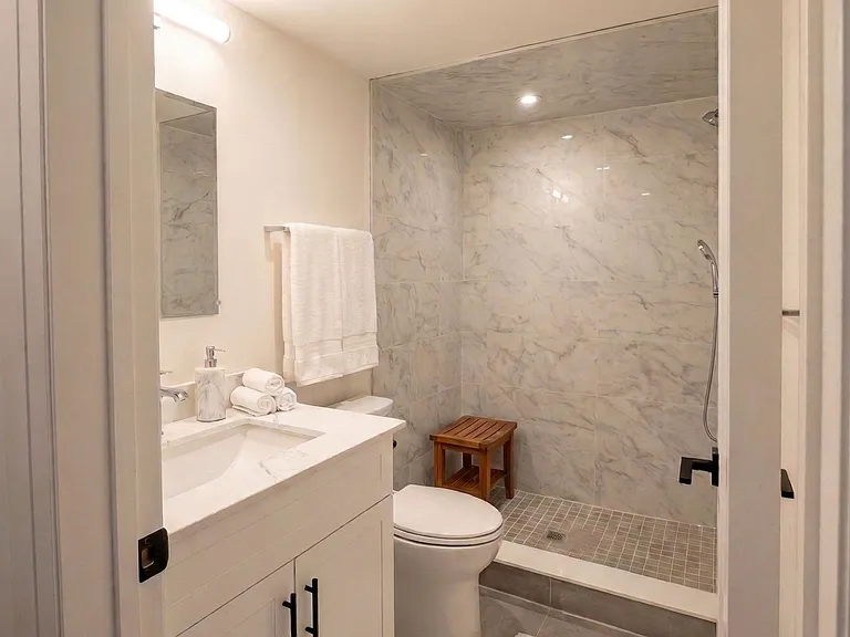19 Arrowsmith Ave #5B — Photo 18